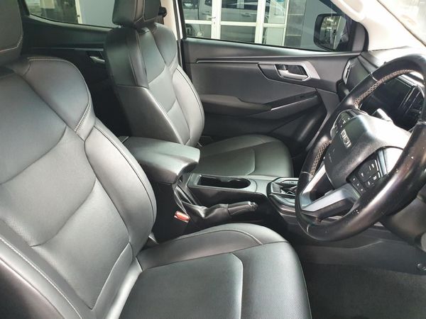 2024-Isuzu-D-Max-19-DDI-HR-LS-Auto-Double-Cab image:8