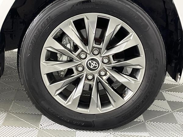 2023-Toyota-Land-Cruiser-300-V6-33-D-ZX image:5