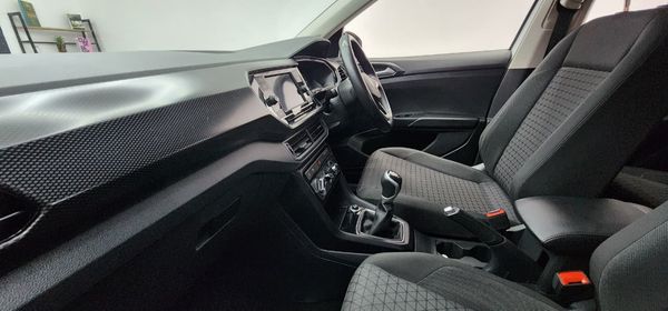 2024-Volkswagen-T-Cross-10-TSI-Comfortline image:5