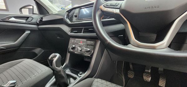 2024-Volkswagen-T-Cross-10-TSI-Comfortline image:6