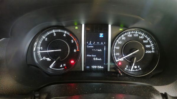 2023-Toyota-Fortuner-28-GD-6-4x4-VX-Auto image:10