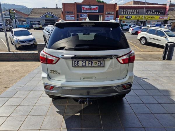 2020-Isuzu-Mu-x-30D-Auto image:4