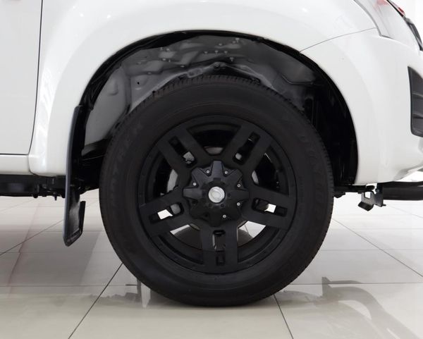 2020-Isuzu-D-Max-250C-Fleetside-Single-Cab image:9