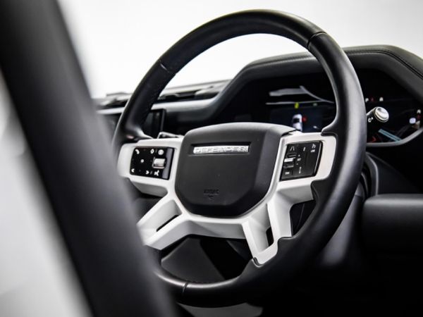 2025-Land-Rover-Defender-110-D350-X-Dynamic-HSE image:11