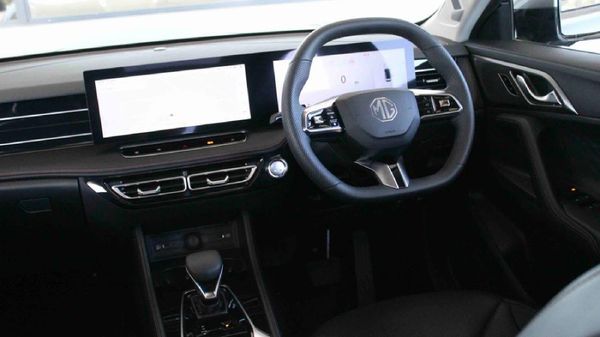 2025-MG-HS-20T-Lux-Auto image:18