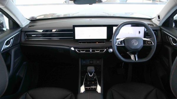 2025-MG-HS-20T-Lux-Auto image:19