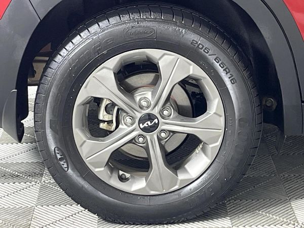 2024-Kia-Seltos-15D-EX image:7