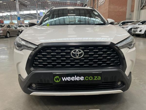 2023-Toyota-Corolla-Cross-18-XS image:1