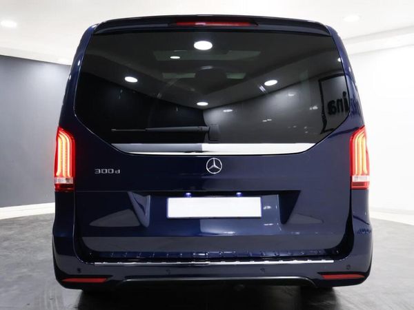 2020-Mercedes-Benz-V-Class-V-300d-Exclusive image:2