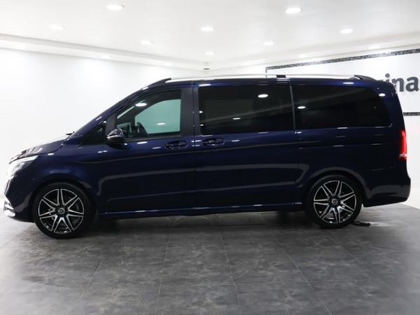2020-Mercedes-Benz-V-Class-V-300d-Exclusive image:3