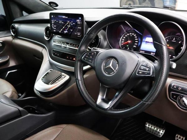 2020-Mercedes-Benz-V-Class-V-300d-Exclusive image:5