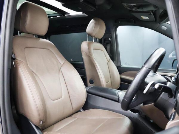 2020-Mercedes-Benz-V-Class-V-300d-Exclusive image:6