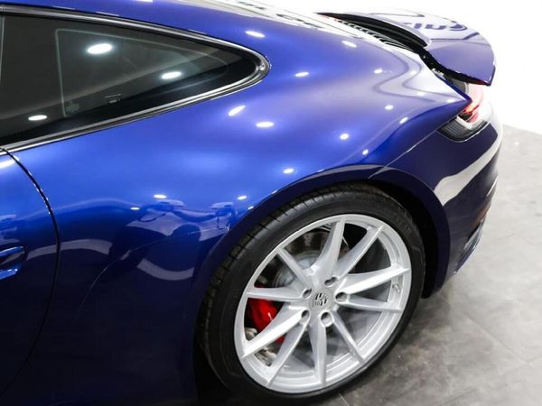2019-Porsche-911-Carrera-S image:14