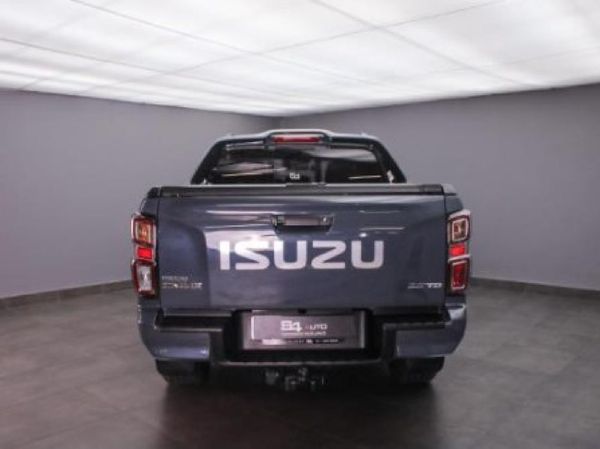 2025-Isuzu-D-Max-30-DDI-V-Cross-HR-Auto-Double-Cab image:11
