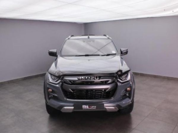 2025-Isuzu-D-Max-30-DDI-V-Cross-HR-Auto-Double-Cab image:2