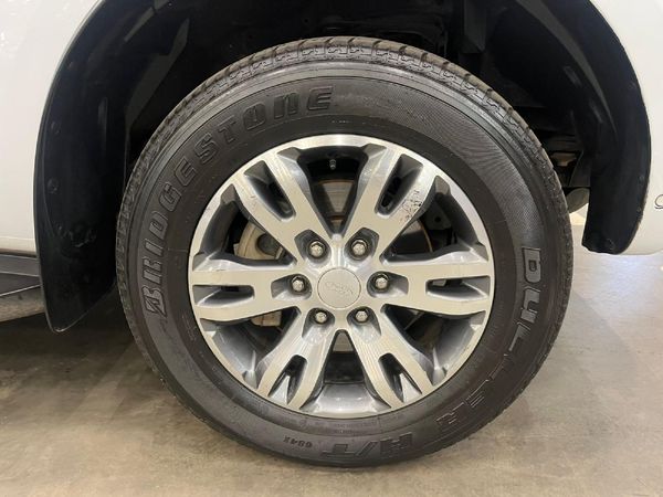 2019-Ford-Everest-20D-Bi-Turbo-LTD-4x4-Auto image:8