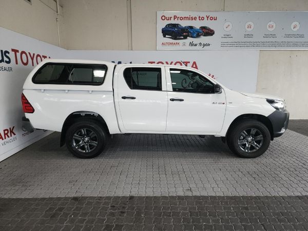 2026-Toyota-Hilux-24-GD-6-SR-4x4-Double-Cab image:2