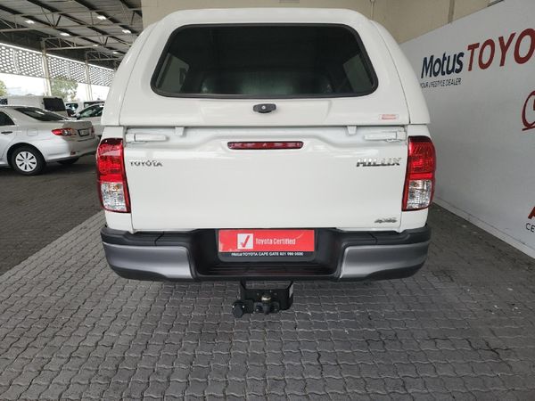 2026-Toyota-Hilux-24-GD-6-SR-4x4-Double-Cab image:4