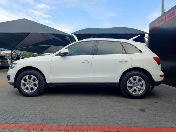 2011-Audi-Q5-20-TFSI-quattro-Auto image:4