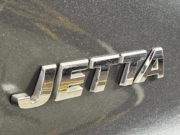 2017-Volkswagen-Jetta-GP-14-TSI-Comfortline-Auto image:11