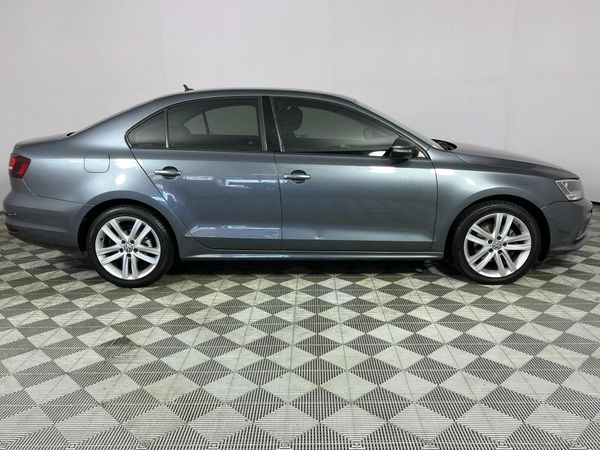 2017-Volkswagen-Jetta-GP-14-TSI-Comfortline-Auto image:17