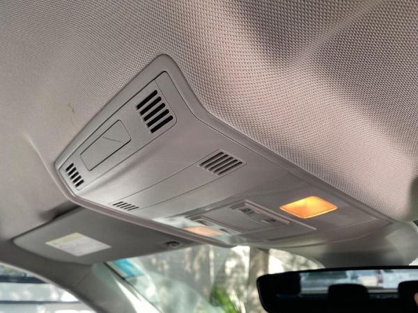 2025-Volkswagen-T-Cross-10-TSI-Life-Auto image:27