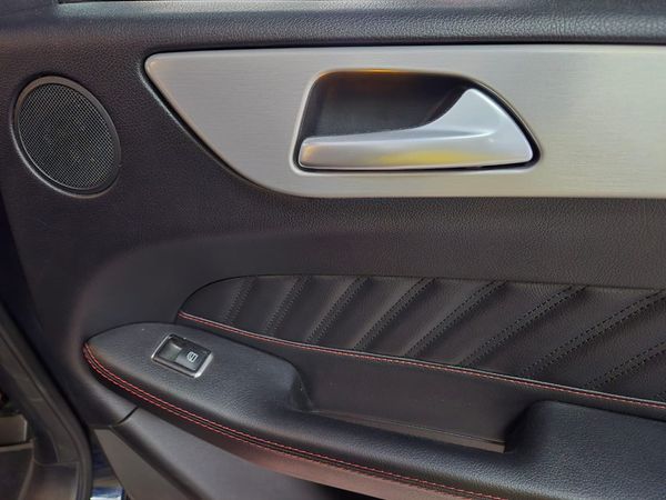 2017-Mercedes-AMG-GLE-43-AMG-4Matic image:7