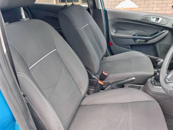 2016-Ford-Fiesta-16-TDCi-Trend-5-dr image:6