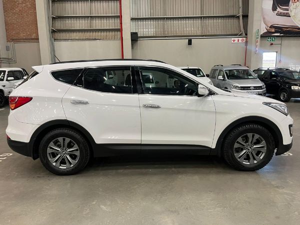 2014-Hyundai-Santa-Fe-R22-Premium-Auto image:7