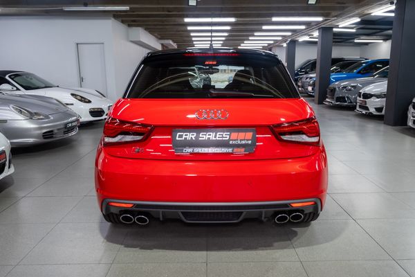 2016-Audi-S1-20-TFSI-Sportback-quattro image:4