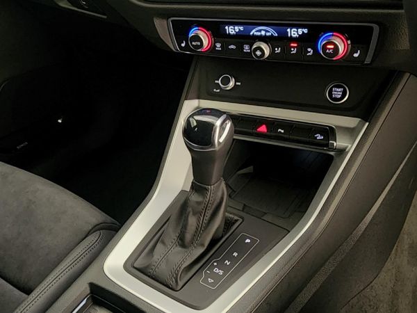 2026-Audi-Q3-Sportback-Black-Edition-35-TFSI image:9