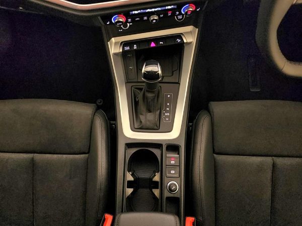 2026-Audi-Q3-Sportback-Black-Edition-35-TFSI image:1