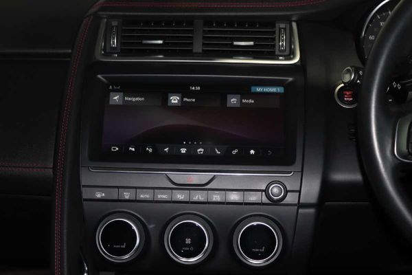 2018-Jaguar-E-Pace-D180-20D-First-Edition-132kW image:9