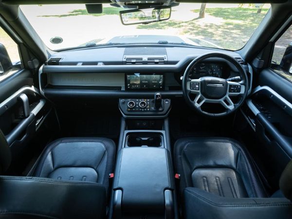 2023-Land-Rover-Defender-110-D300-SE-221kw image:10