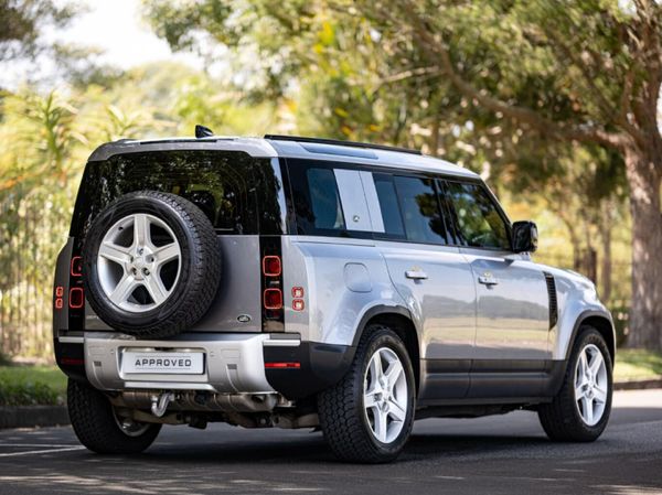 2023-Land-Rover-Defender-110-D300-SE-221kw image:6