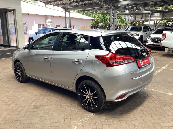 2019-Toyota-Yaris-15-XS-Auto-5-dr image:25