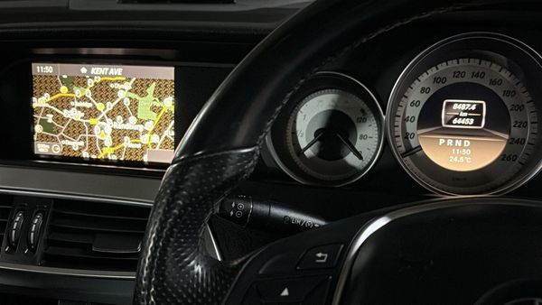 2011-Mercedes-Benz-C-Class-C-200-BE-Avantgarde-Auto image:13