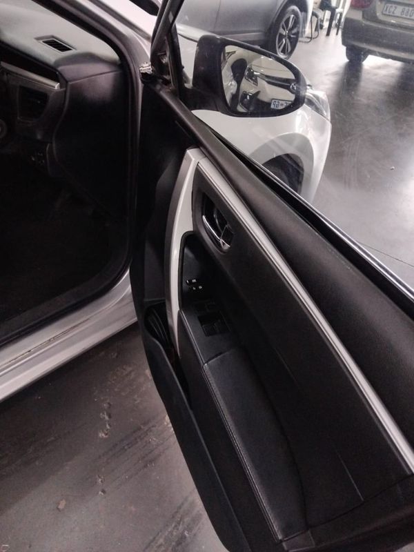 2016-Toyota-Corolla-16-Prestige-Petrol-Manual image:6