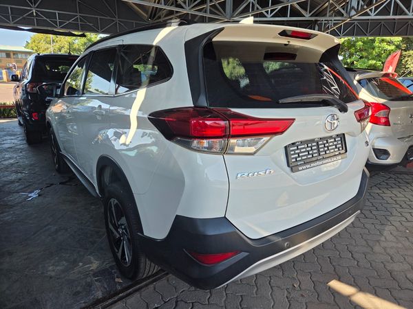 2018-Toyota-Rush-15 image:3
