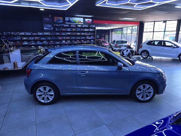 2012-Audi-A1-Audi-A1-3-Door-14TFSI-Ambition image:2