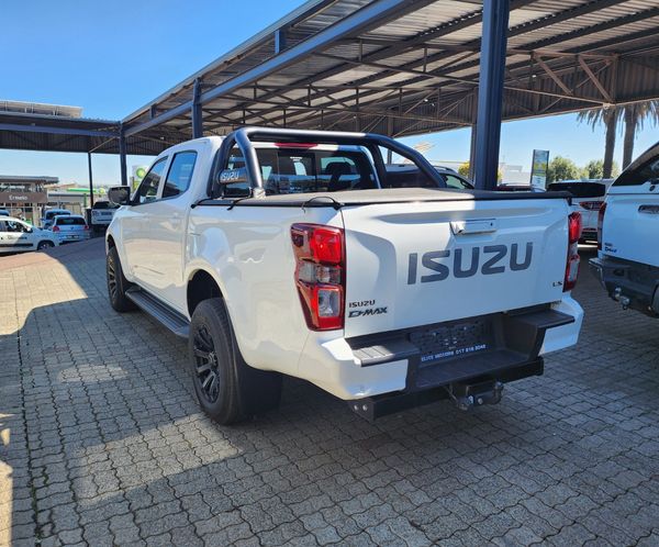 2023-Isuzu-D-Max-19-DDI-HR-LS-Auto-Double-Cab image:14