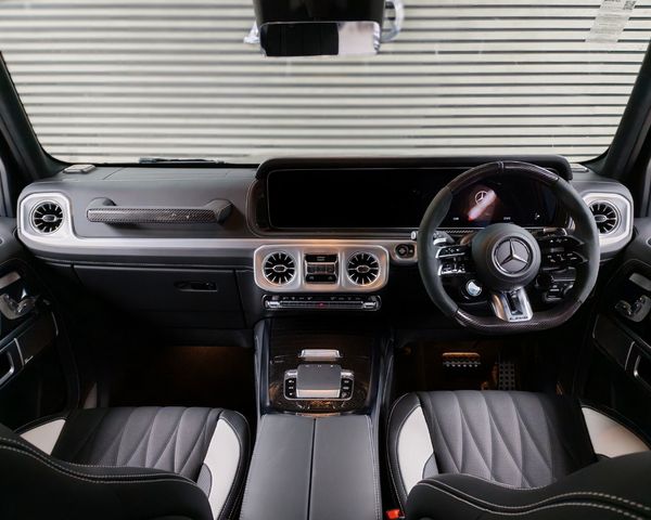 2026-Mercedes-AMG-G-Class-G63-AMG image:8