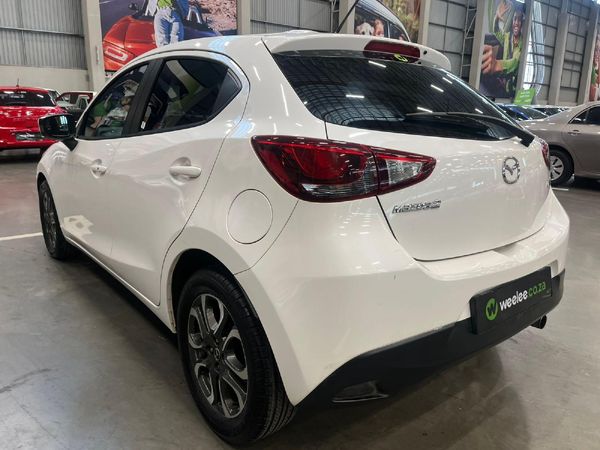 2015-Mazda-2-15-Individual-5-dr image:4