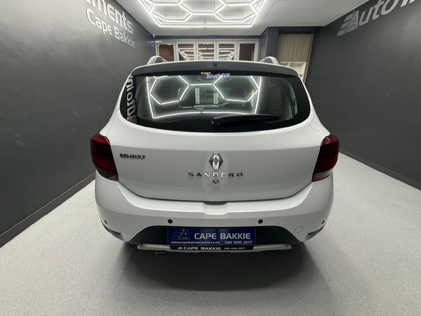 2020-Renault-Sandero-900T-Stepway-Plus-Techroad image:3