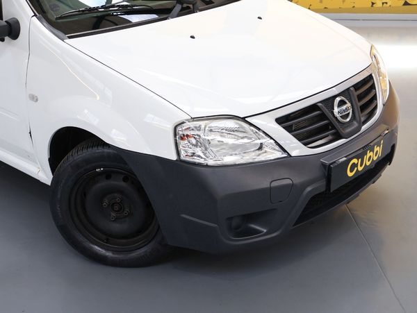 2018-Nissan-NP200-16 image:3