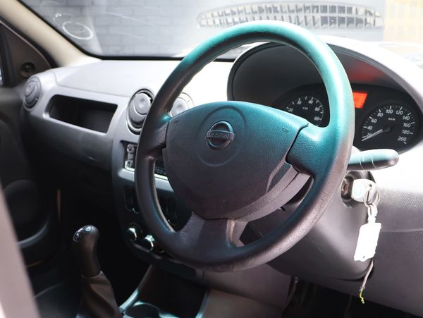 2018-Nissan-NP200-16 image:7