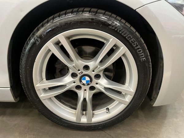2018-BMW-3-Series-320i-M-Sport-Auto image:8