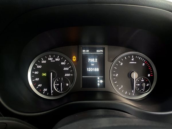 2019-Mercedes-Benz-Vito-116-22-CDI-Tourer-Pro-Auto image:14