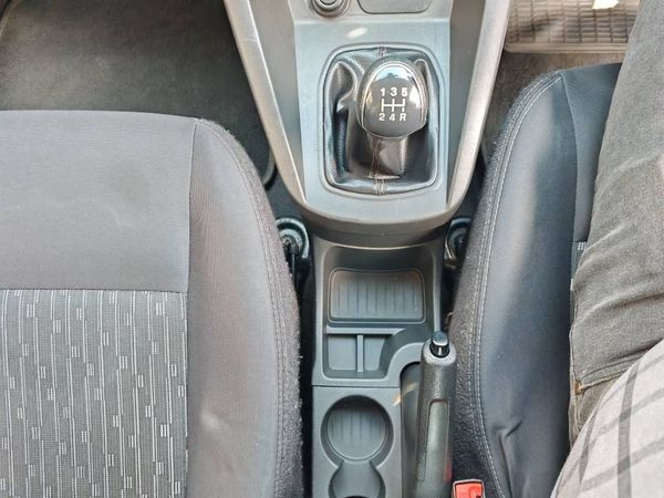 2021-Ford-Figo-15Ti-VCT-Trend-5-dr image:8