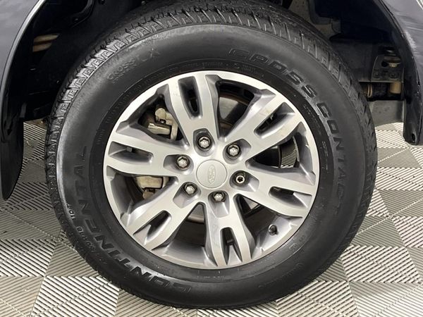 2017-Ford-Everest-22-TDCi-XLT image:4